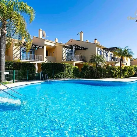 Apartment Adosado Puerto Banus Relax